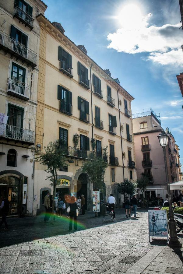 B&B Luxury Salerno Central Bagian luar foto